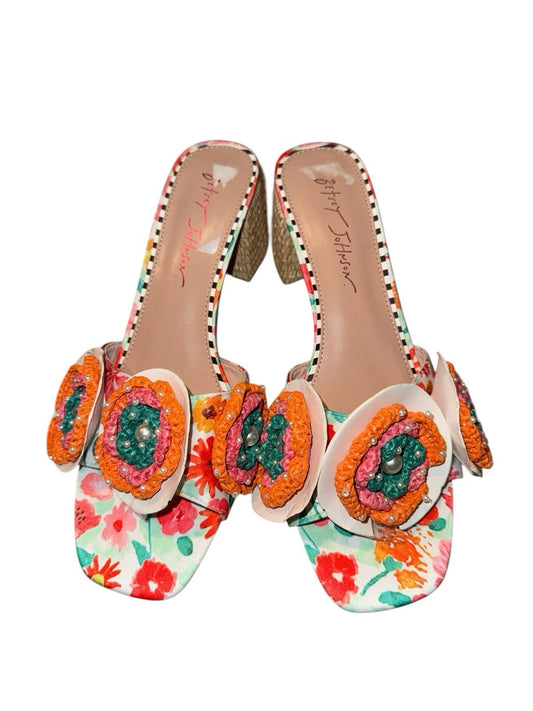 Women’s Size 8 Betsy Johnson Shoes