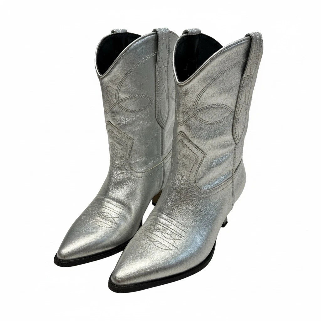 Women’s Size 6 Dolce Vita Boots- Silver