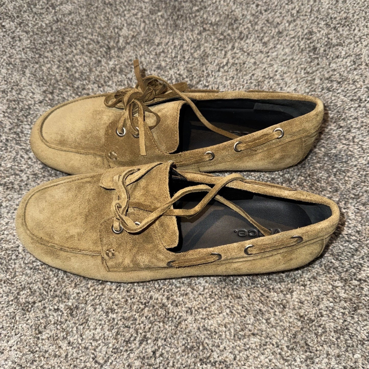 Size 6 Women’s- Vince Boat Shoes