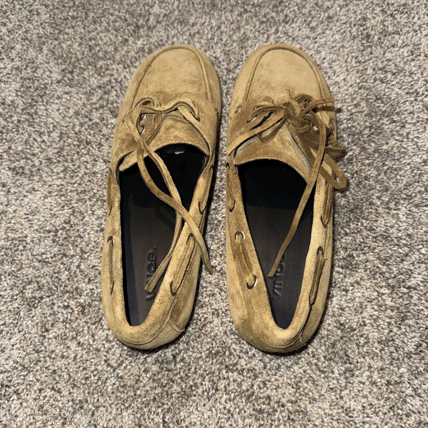 Size 6 Women’s- Vince Boat Shoes