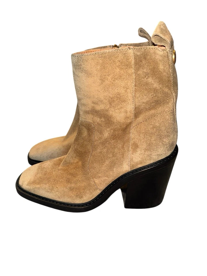 Women’s 9.5 Tory Burch Boots Brown
