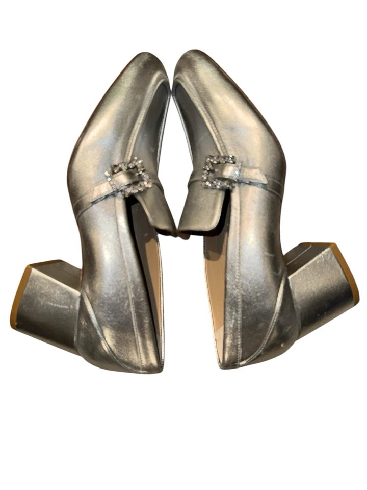 Women’s 8- Stuart Weitzman Heel Pump Silver