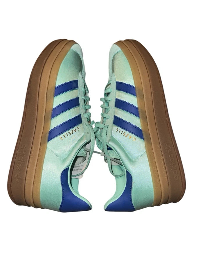 Women’s 10.5- Adidas Gazelle