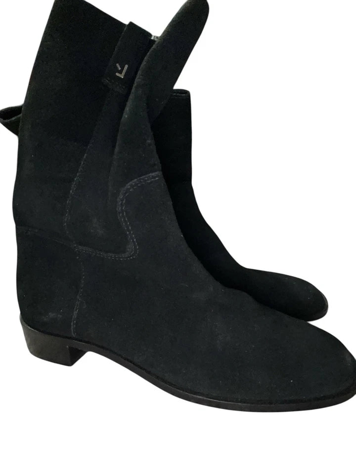 Women’s Size 9- Larroude Boots Black