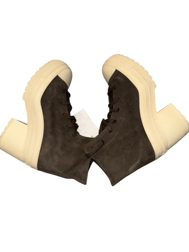 Women’s 9- Converse Brown