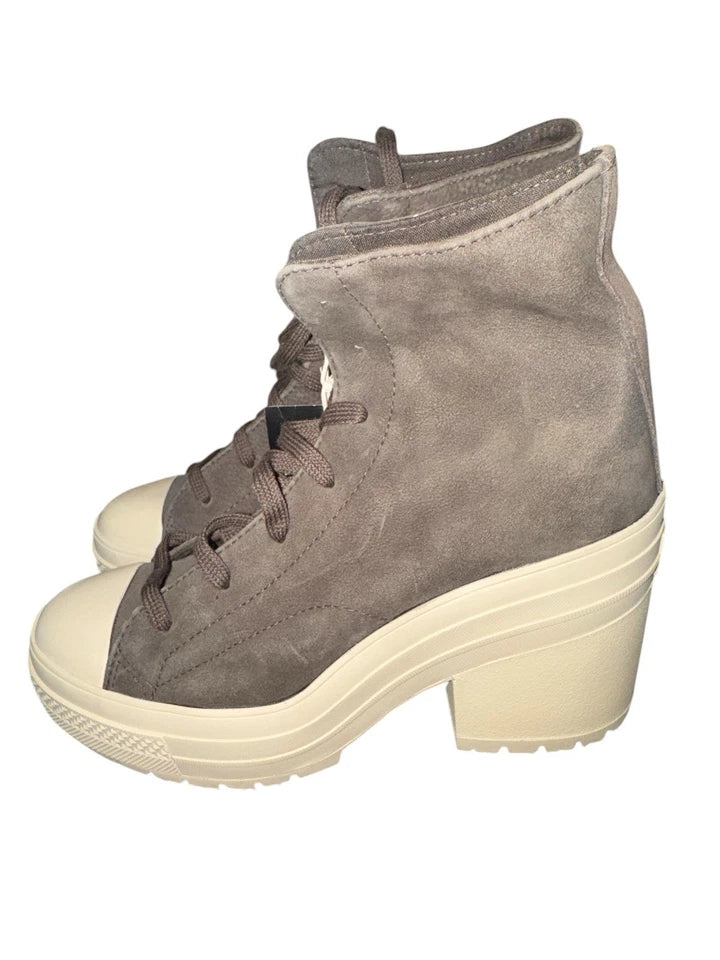 Women’s 9- Converse Brown