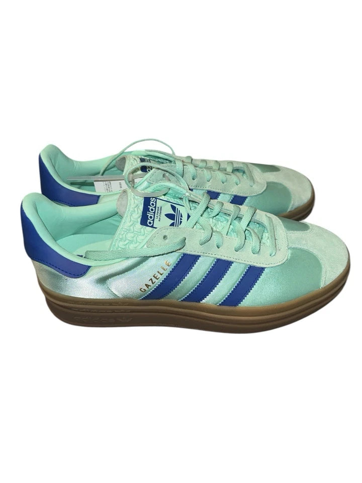 Women’s 10.5- Adidas Gazelle